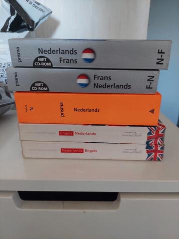 Woordenboeken beschikbaar voor biedingen
