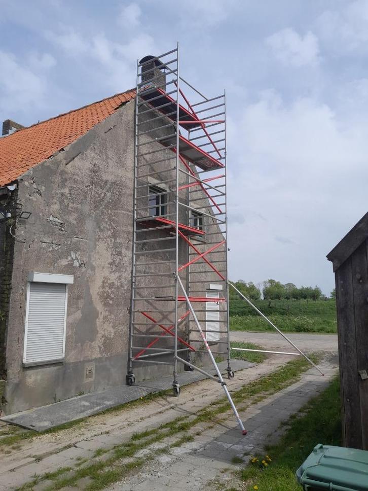 altrex steiger te huur, Doe-het-zelf en Verbouw, Steigers, Zo goed als nieuw, Rolsteiger of Kamersteiger, 5 meter of hoger, Ophalen of Verzenden