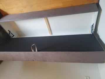 boxspring bed beschikbaar voor biedingen