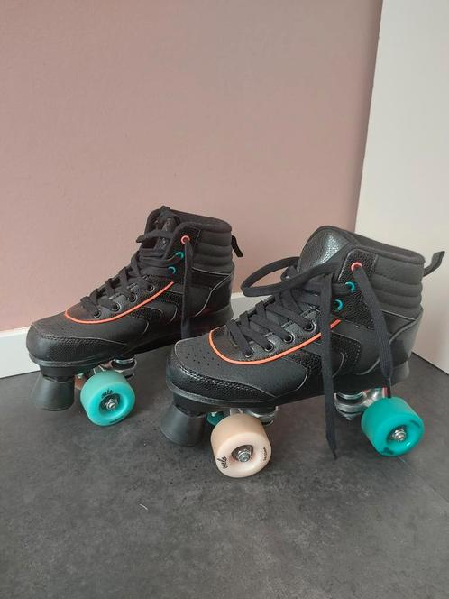 Rolschaatsen / skeelers met beschermers oxelo/decathlon, Sport en Fitness, Skeelers, Zo goed als nieuw, Inline skates 4 wielen