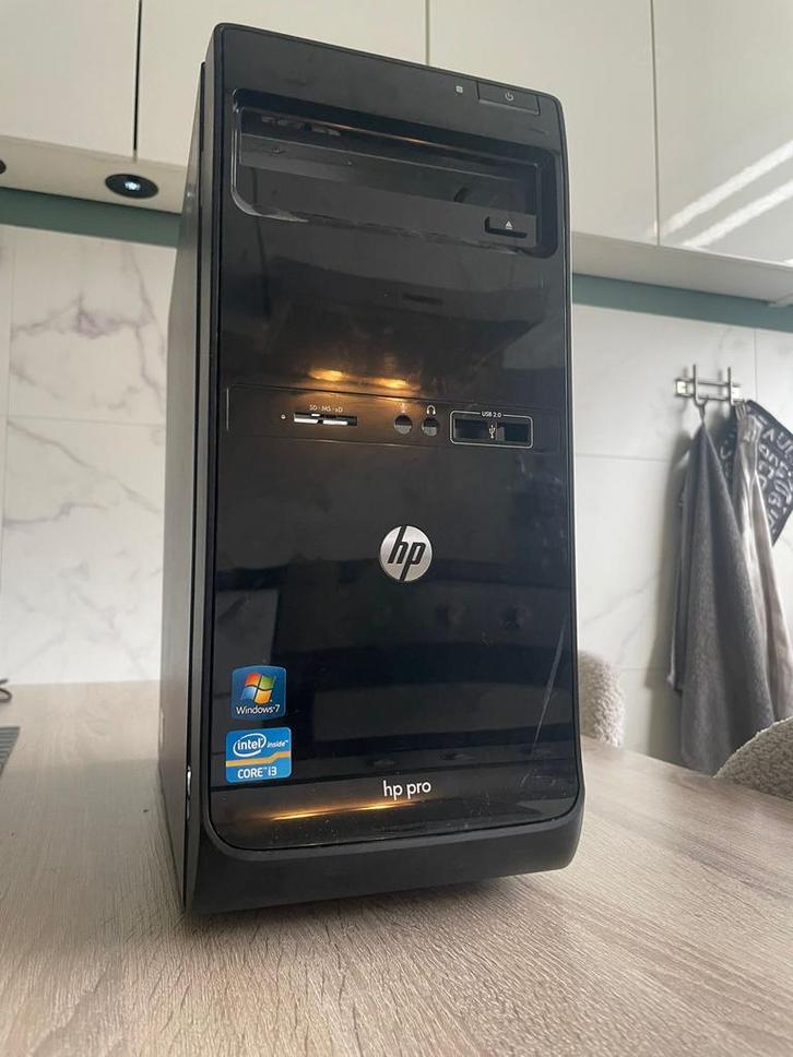 Retro PC Case - Sleeper Build! 2stuks beschikbaar, Computers en Software, Desktop Pc's, Gebruikt, Onbekend, HDD, Minder dan 4 GB