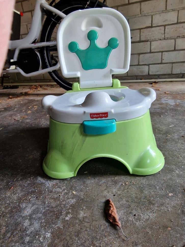 Potje in de vorm van een troon - Fisher Price, Kinderen en Baby's, Badjes en Verzorging, Gebruikt, Overige typen, Overige merken