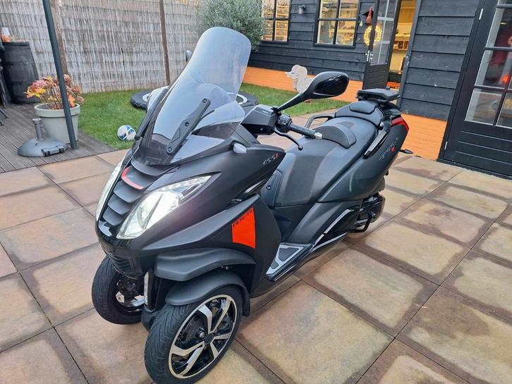 Peugeot Metropolis motorscooter 2019 zeer lage kmstand, Motoren, Motoren | Piaggio, Particulier, Scooter, meer dan 35 kW, 1 cilinder