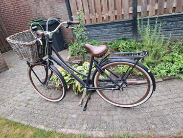 Nette popal damesfiets beschikbaar voor biedingen