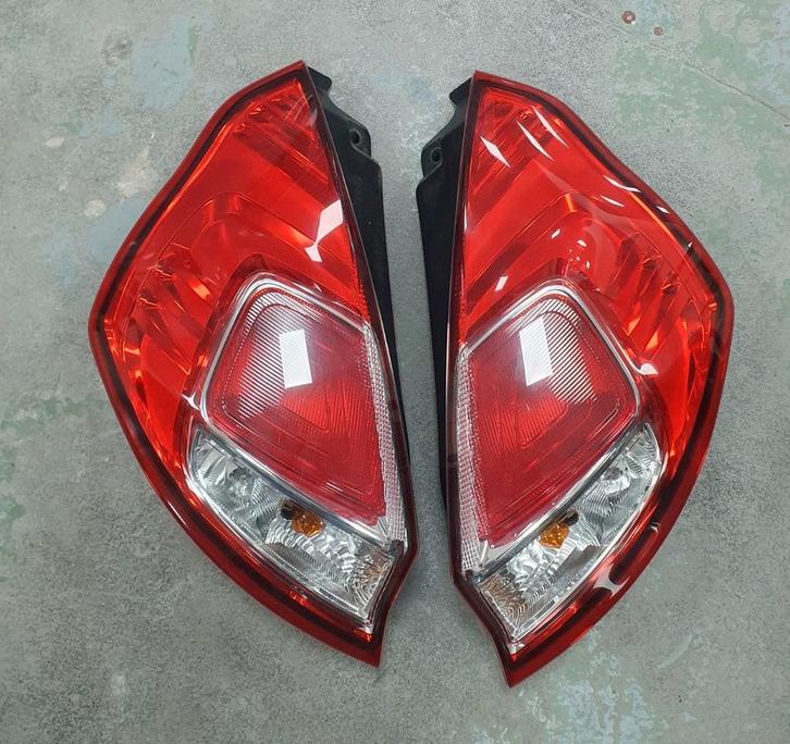Achterlichten Ford Fiesta Mk7 2010 / 2017, Auto-onderdelen, Klein materiaal, Ford, Ophalen of Verzenden