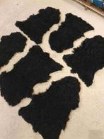 Zwarte schapenvachten schapenvacht  2 stuks 45 euro, Rond, Ophalen of Verzenden, Schapenvacht, Zwart