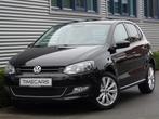 Volkswagen Polo 1.4 Life Panoramadak Cruise Carplay PDC, Voorwielaandrijving, 86 pk, Gebruikt, Zwart