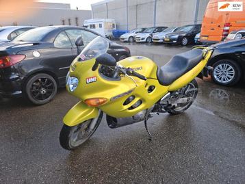 Suzuki Tour GSX 600 F beschikbaar voor biedingen