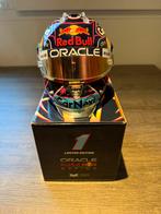 Max Verstappen 1:2 scale model Miami 2022 helm., Verzamelen, Ophalen of Verzenden, Zo goed als nieuw, Formule 1