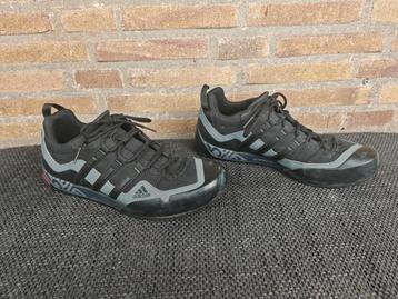 Wandelschoenen Adidas terrex maat 43/44 beschikbaar voor biedingen