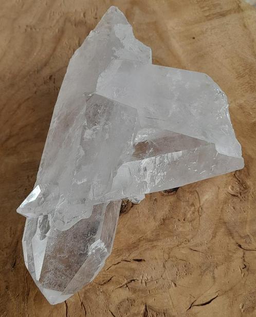 Helder Bergkristal cluster., Verzamelen, Mineralen en Fossielen, Mineraal, Ophalen of Verzenden