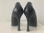 Gucci high heels black leather pointed pump gala party, Gucci, Zo goed als nieuw, Zwart, Pumps