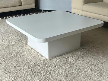 Witte Pastoe Salontafel beschikbaar voor biedingen