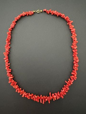 Bloedkoralen ketting 50 cm. beschikbaar voor biedingen