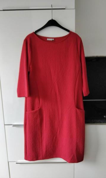 Mooie rode jurk maat xxl met driekwart mouw (nieuw)