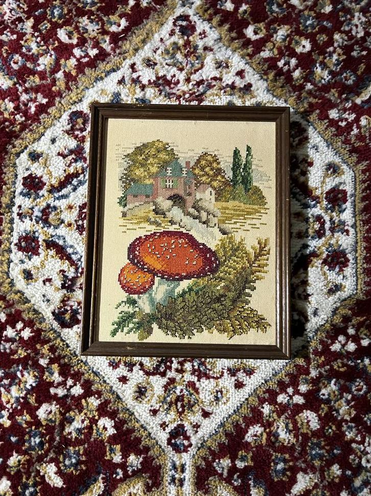 Geborduurde Paddenstoel Wanddecoratie, Huis en Inrichting, Woonaccessoires | Schilderijen, Tekeningen en Foto's, Zo goed als nieuw