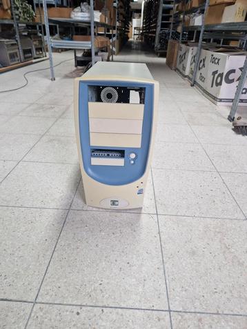 Retro ATX case behuizing beschikbaar voor biedingen