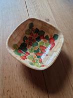 HOUTEN SCHAALTJE 🍓 AARDBEI DECOR, Ophalen of Verzenden, Overige stijlen, Schaal of Schalen