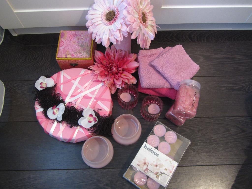 Badkamer / Toilet decoratie spullen roze, Ophalen of Verzenden, Zo goed als nieuw, Roze, Overige typen