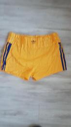 Vintage adidas boks glans short jaren 80/90 maat s, Ophalen of Verzenden, Zo goed als nieuw, Bokskleding