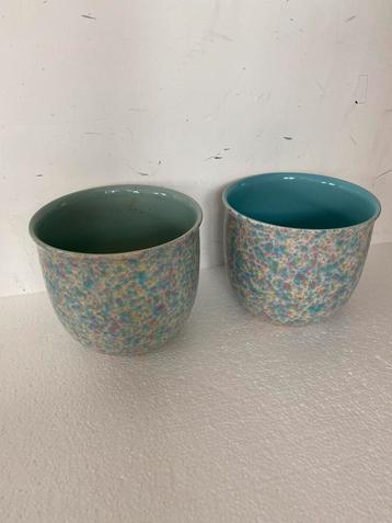Scheurich keramiek bloempotten (2) jaren 80 beschikbaar voor biedingen
