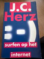 Surfen op het Internet - J.C. Herz, Boeken, Informatica en Computer, Ophalen of Verzenden, Gelezen, Internet of Webdesign