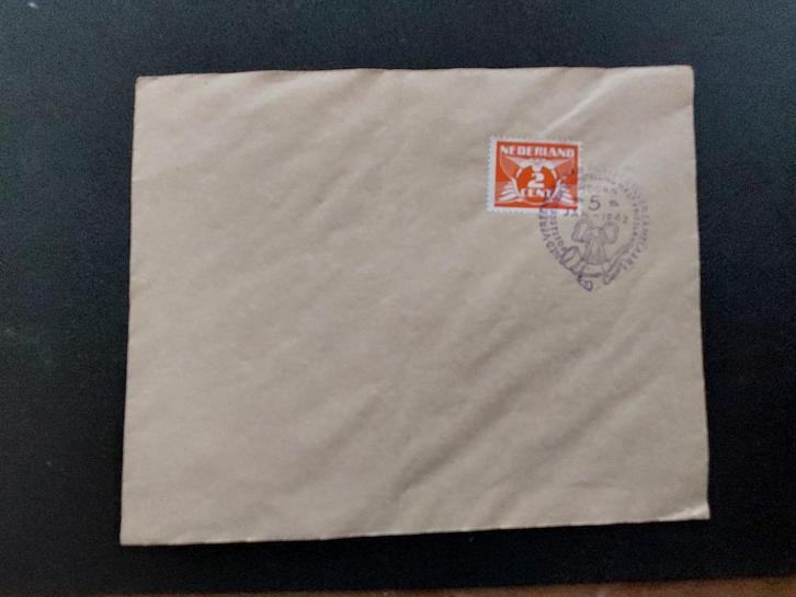 Bruine onbeschreven enveloppe met 2 cent zegel 1942, Postzegels en Munten, Brieven en Enveloppen | Nederland, Envelop, Verzenden