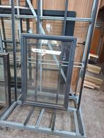 Houten kozijn 80,2x119cm, Ophalen, Zo goed als nieuw