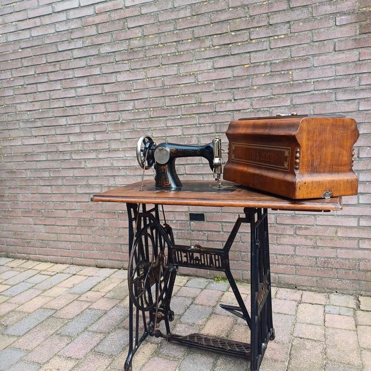 Antieke Haid en Neu Naaimachine, Antiek en Kunst, Antiek | Naaimachines, Ophalen