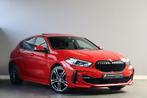 BMW 1-serie 118i Business Edition Plus M Sport Panoramadak L, 65 €/maand, 136 pk, Gebruikt, 3 cilinders