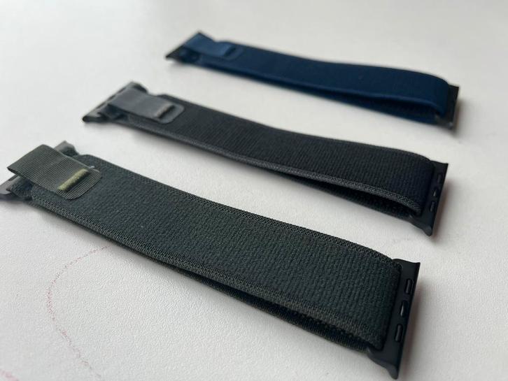 ️ Black / Zwart uitvoering ️ Trail bandjes Apple Watch, Telecommunicatie, Wearable-accessoires, Zo goed als nieuw, Bandje, Ophalen of Verzenden
