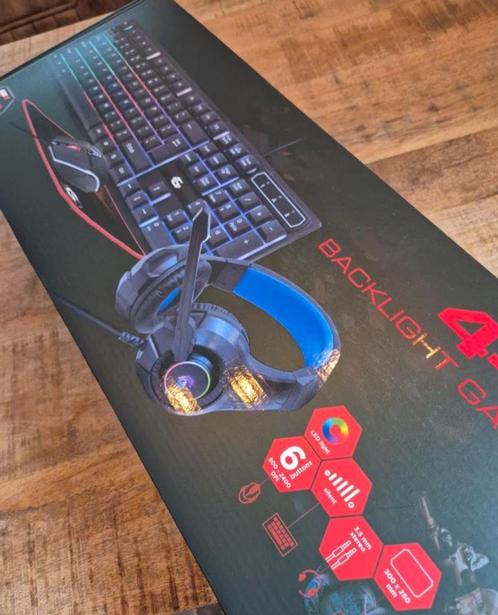 Gembird GMB 4-in-1 Backlight Gaming kit, Computers en Software, Headsets, Nieuw, Over-ear, Bedraad, Gaming headset, Ophalen of Verzenden