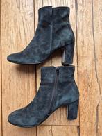 Gabor nubuck donkerblauw enkellaarsjes mt 6 / 39 nieuwstaat, Kleding | Dames, Schoenen, Blauw, Lage of Enkellaarzen, Gabor, Ophalen of Verzenden