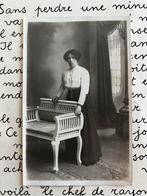 Oude foto - Fotokaart - Oostenrijk - Dame, Verzamelen, Foto's en Prenten, Gebruikt, Foto, Ophalen of Verzenden, Voor 1940