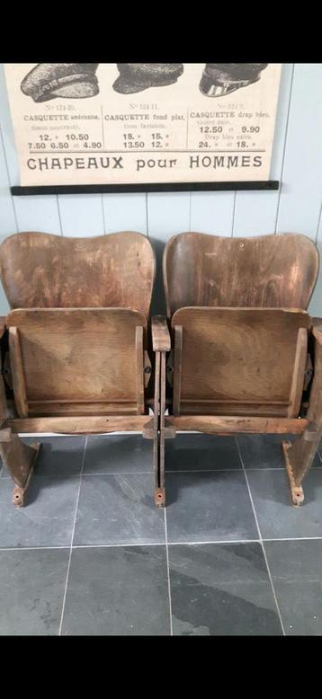 Vintage bioscoop stoelen beschikbaar voor biedingen