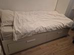 Wit uitschuifbaar ikea Brimnes bed met opberglades, Huis en Inrichting, Gebruikt, 90 cm, Eenpersoons, Wit
