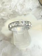 Ring Swarovski, Sieraden, Tassen en Uiterlijk, Ringen, Ophalen of Verzenden, Zo goed als nieuw, 17 tot 18, Dame