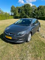 Opel Astra 1.4 Turbo Ecotec 103KW 5-D 2012 Grijs, Voorwielaandrijving, 65 €/maand, 4 cilinders, Origineel Nederlands