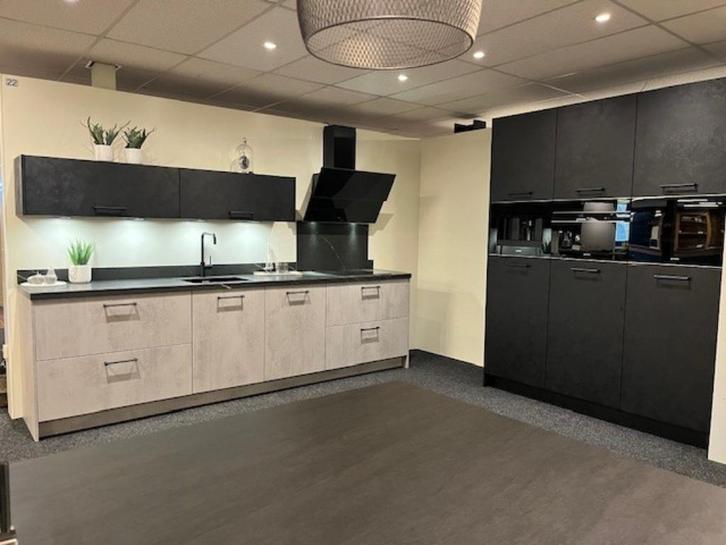 Showroomkeuken Smeg Keramiek wijnklimaatkast koffieautomaat, Huis en Inrichting, Keuken | Complete keukens, Nieuw, Overige typen