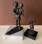2x bronzen beeldjes Corry Ammerlaan Moeder en kind, Ophalen of Verzenden