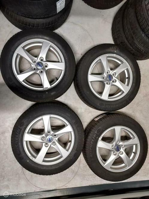 Lichtmetalen velgenset michelin volvo 205/60/16 V40/C30, Auto-onderdelen, Banden en Velgen, Velg(en), Zomerbanden, 16 inch, 205 mm