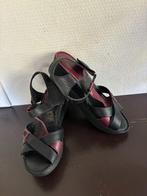 zo goed als nieuwe leren sandalen mt.39 € 8,00, Ophalen of Verzenden, Zo goed als nieuw, Sandalen of Muiltjes