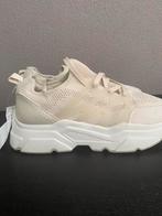 Nieuwe dames sneakers beige maat 41, Ophalen of Verzenden