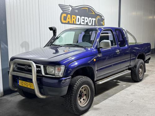 Toyota HiLux 2.4 Xtra Cab UNIEK Zeer Netjes, Auto's, Toyota, Bedrijf, Te koop, Hilux, 4x4, Diesel, SUV of Terreinwagen, Handgeschakeld