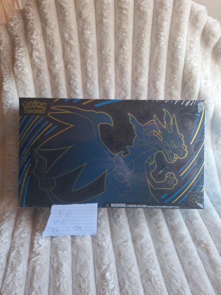 Pokemon, Mega evolutions Charizard Ultra premium collection, Sieraden, Tassen en Uiterlijk, Portemonnees, Nieuw, Overige kleuren