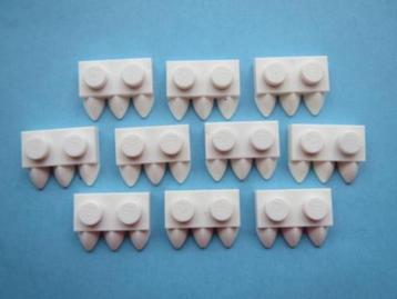 nr. 1369 Plaatje met 3 tanden, 15208 Verzenden is mogelijk beschikbaar voor biedingen