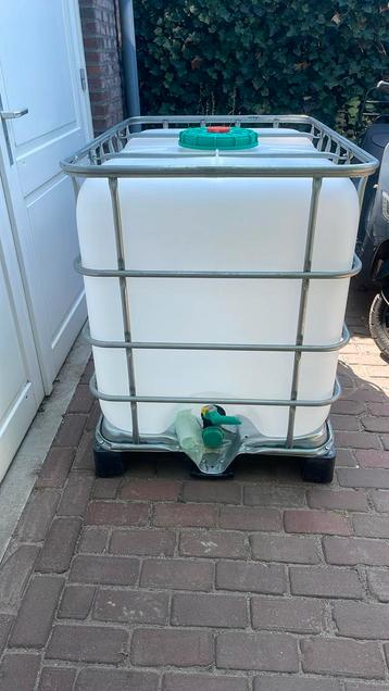 Z.G.A.N. IBC 600 liter schoon 1x gebruikt in voeding beschikbaar voor biedingen