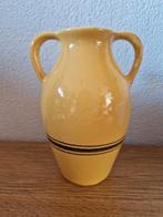 Vintage vaas st lukas maarssen, Huis en Inrichting, Ophalen of Verzenden, Gebruikt, Geel, Minder dan 50 cm