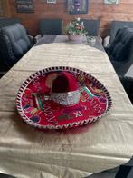 Sombrero Rood, Hobby en Vrije tijd, Feestartikelen, Ophalen of Verzenden, Zo goed als nieuw