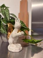 Porseleinen eekhoorn beeldje wit met goudkleurige accenten, Ophalen of Verzenden, Nieuw, Dier